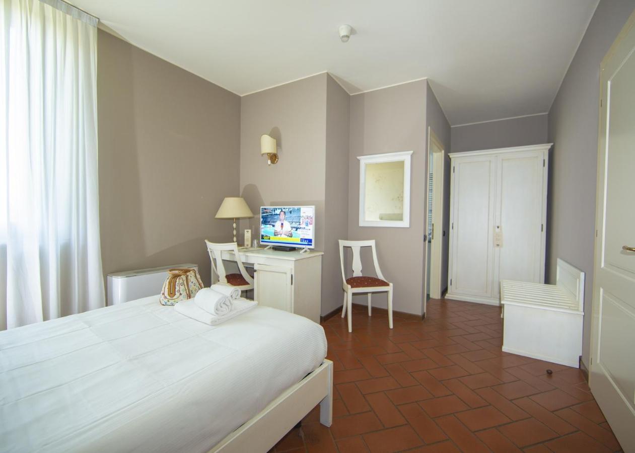 Hotel Il Gelso Pontevico Exterior foto